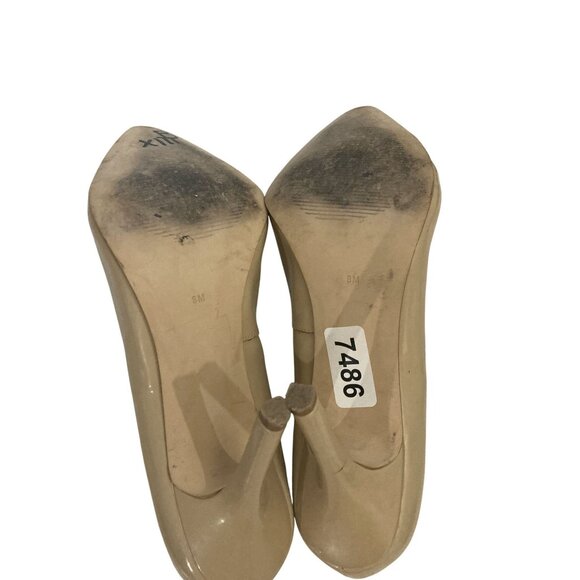 Guess Womens Size 8M cream Patent Leather Pointed Toe Stiletto Heels pumps shoes - Picture 6 of 7